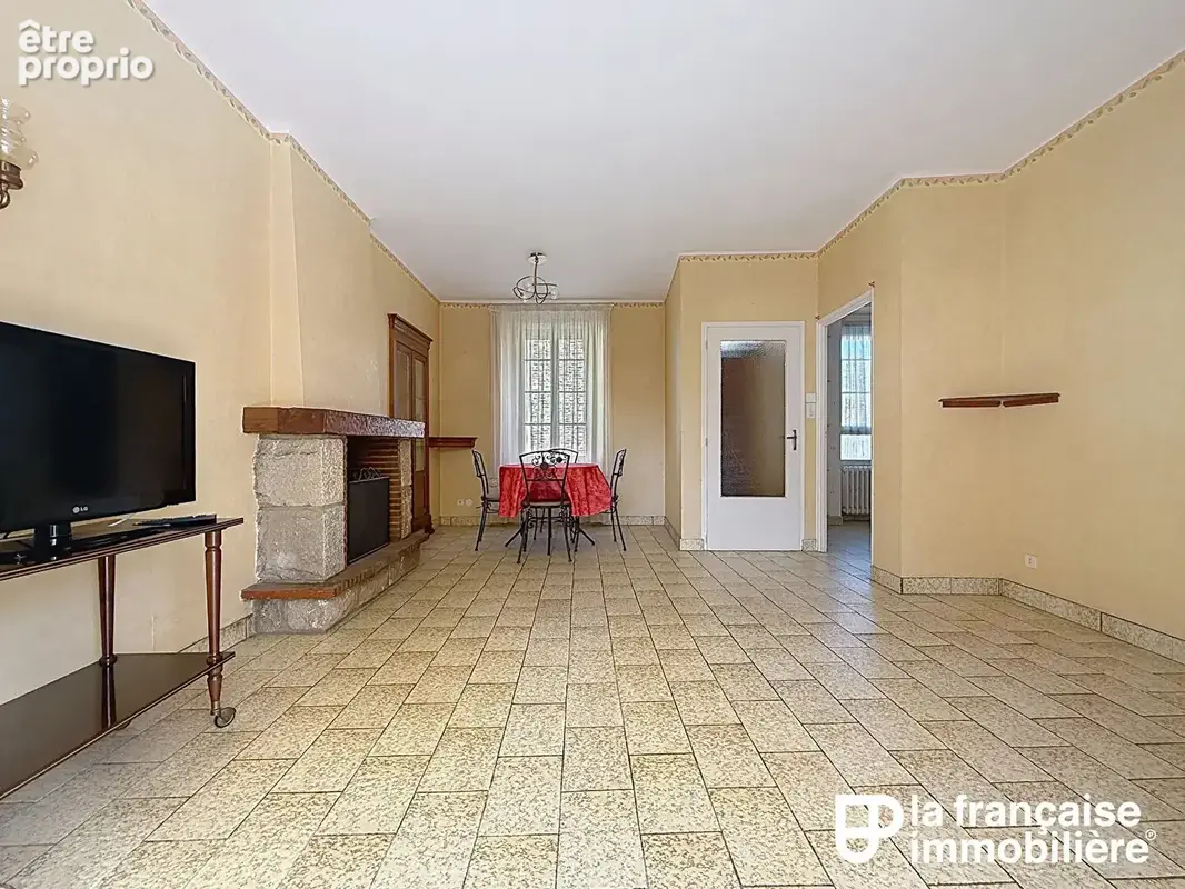 Maison Retiers 6 pièce(s) 106 m2 - photo 2