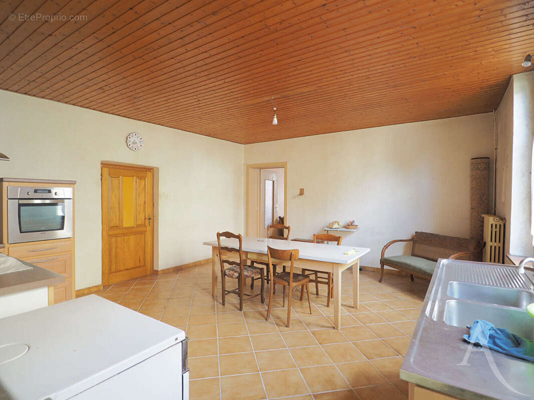 Maison à SILLY-SUR-NIED