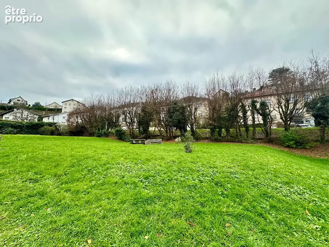 BESANÇON - Appartement traversant 5 pièces de 80,16 m²  et cave Idéal famille ou investissement - photo 9