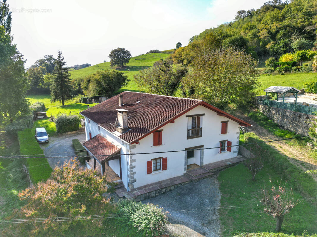 Maison à SAINT-JEAN-PIED-DE-PORT