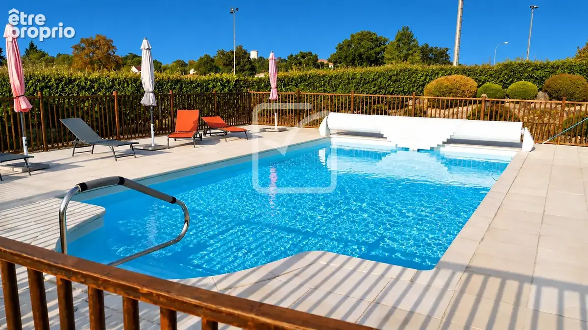 Villeréal   Maison T3 avec véranda 99m2, parking et garage dans une résidence seniors avec piscine - photo 7