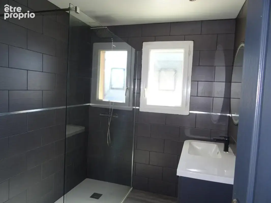 A saint junien proche du centre ville belle maison de plain pied 96 m² habitables sur un terrain de 1502 m² plat - photo 11