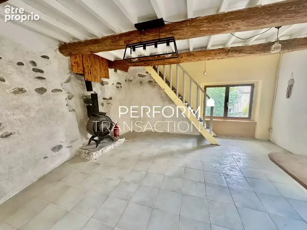 SAINT LAURENT EN BEAUMONT-Maison avec terrasse et cave - photo 5