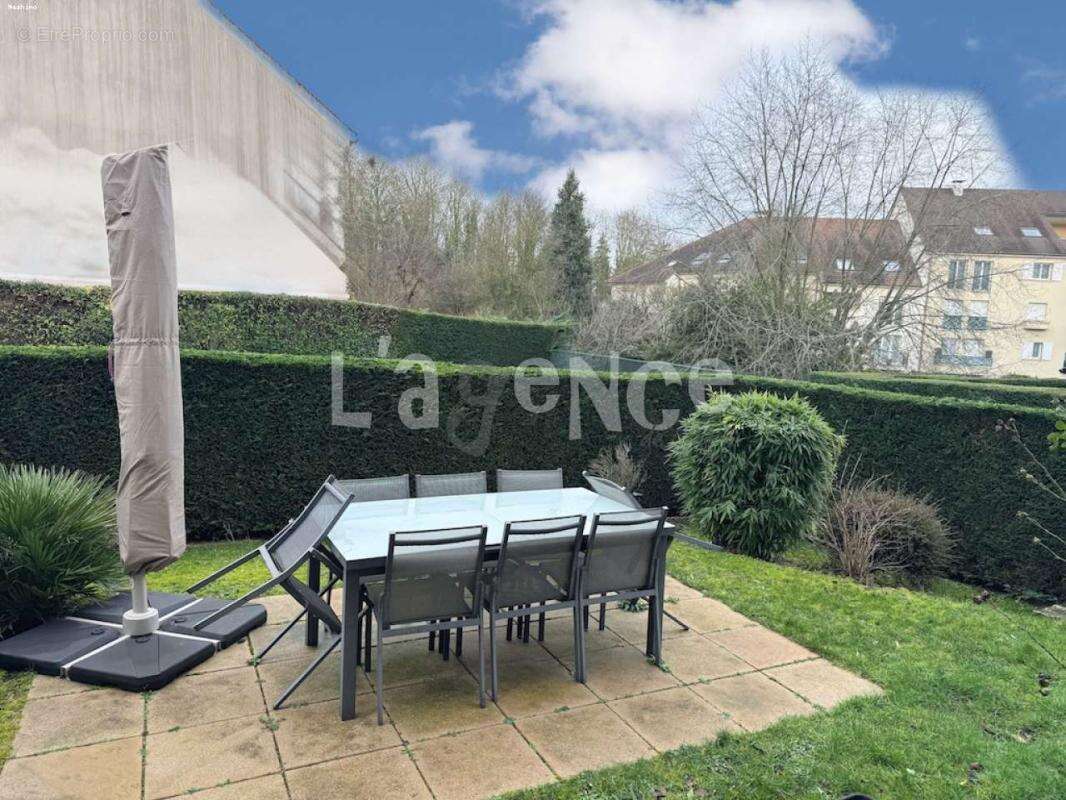 Appartement à CLAYE-SOUILLY
