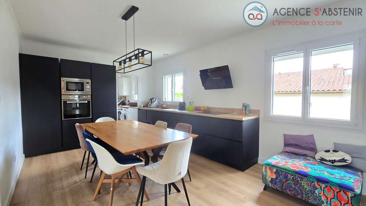 Maison à SAINT-MEDARD-EN-JALLES