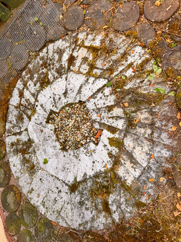 Maison à LA CLAYETTE