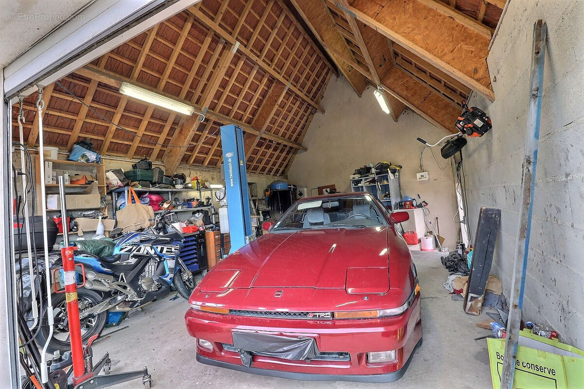 Maison à VILLENEUVE-EN-MONTAGNE