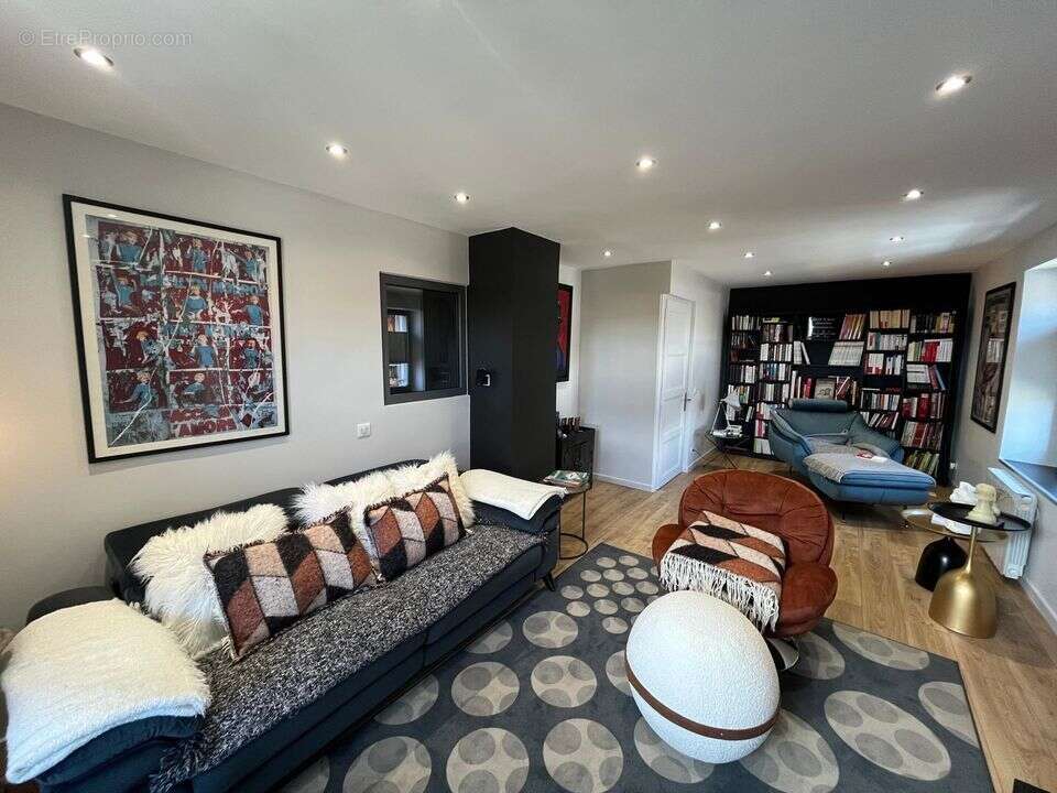 Maison 407 m² à Arthaz-Pont-Notre-Dame  - photo 12