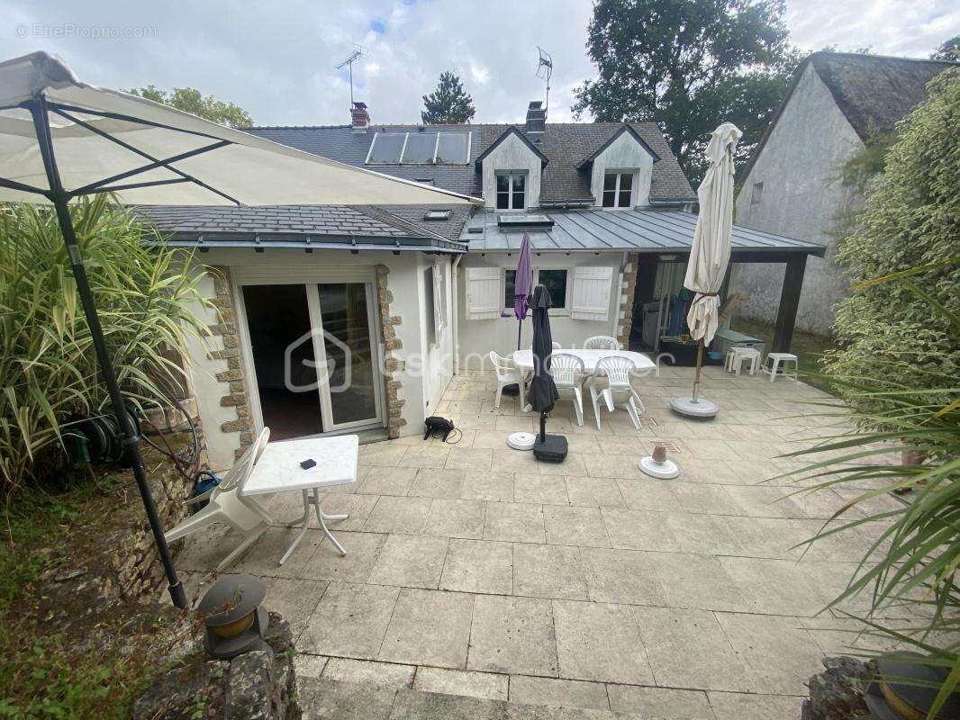 Maison en pierre avec charme de l'ancien – 145 m² habitables – Secteur de St Lyphard situé plus proche du bourg de La Madeleine  - photo 8