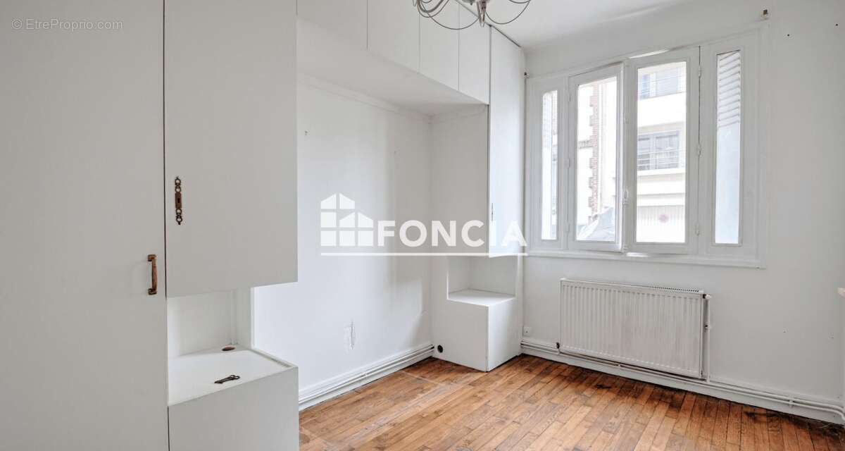 Appartement à MONTROUGE