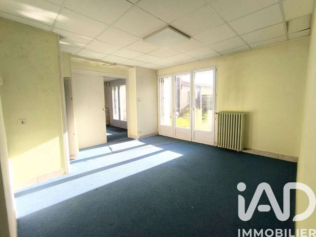 Photo 2 - Maison à NIEUL-LE-DOLENT