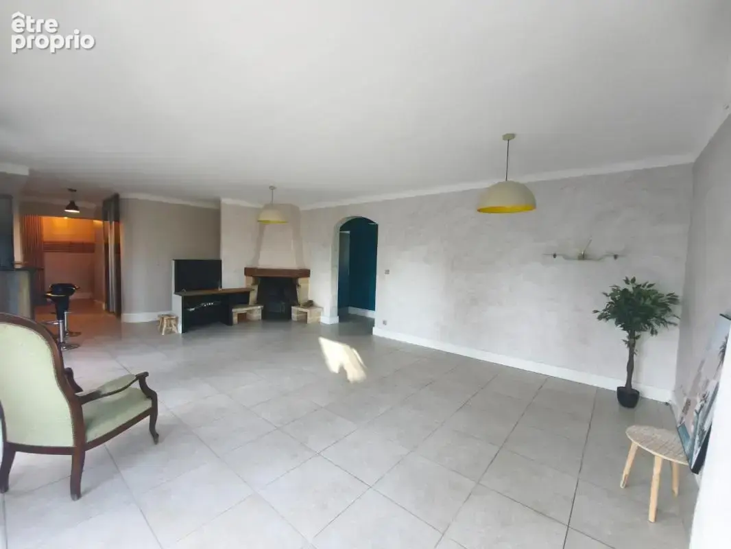 Maison 6 pièces / 147 m² / 459 000 EUR / MARSEILLE-12E--ARRONDISSEMENT - photo 5