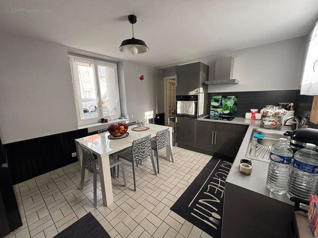 Maison à FOURCHAMBAULT