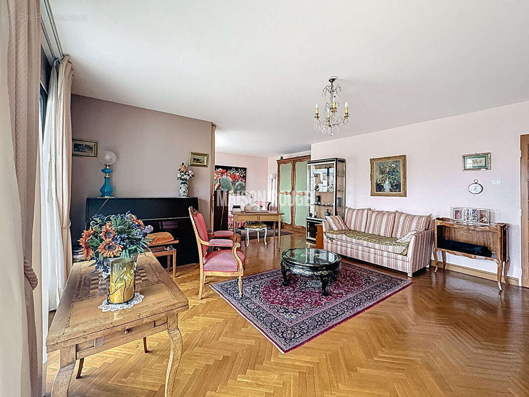 Appartement à BOULOGNE-BILLANCOURT