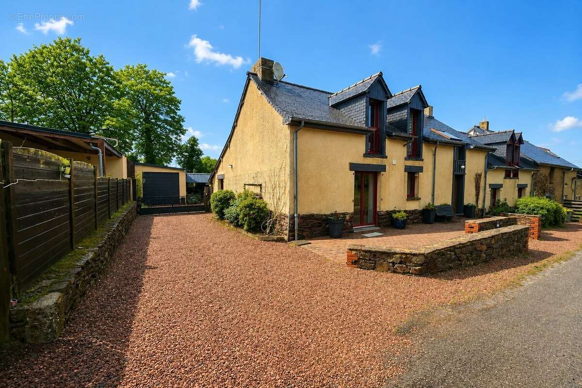 Maison à BREAL-SOUS-MONTFORT