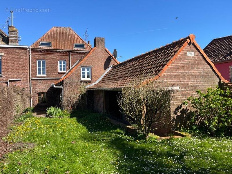 Maison à CAMPHIN-EN-PEVELE