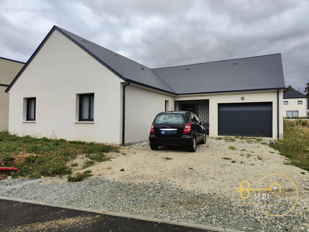 Maison à SAINT-PATERNE