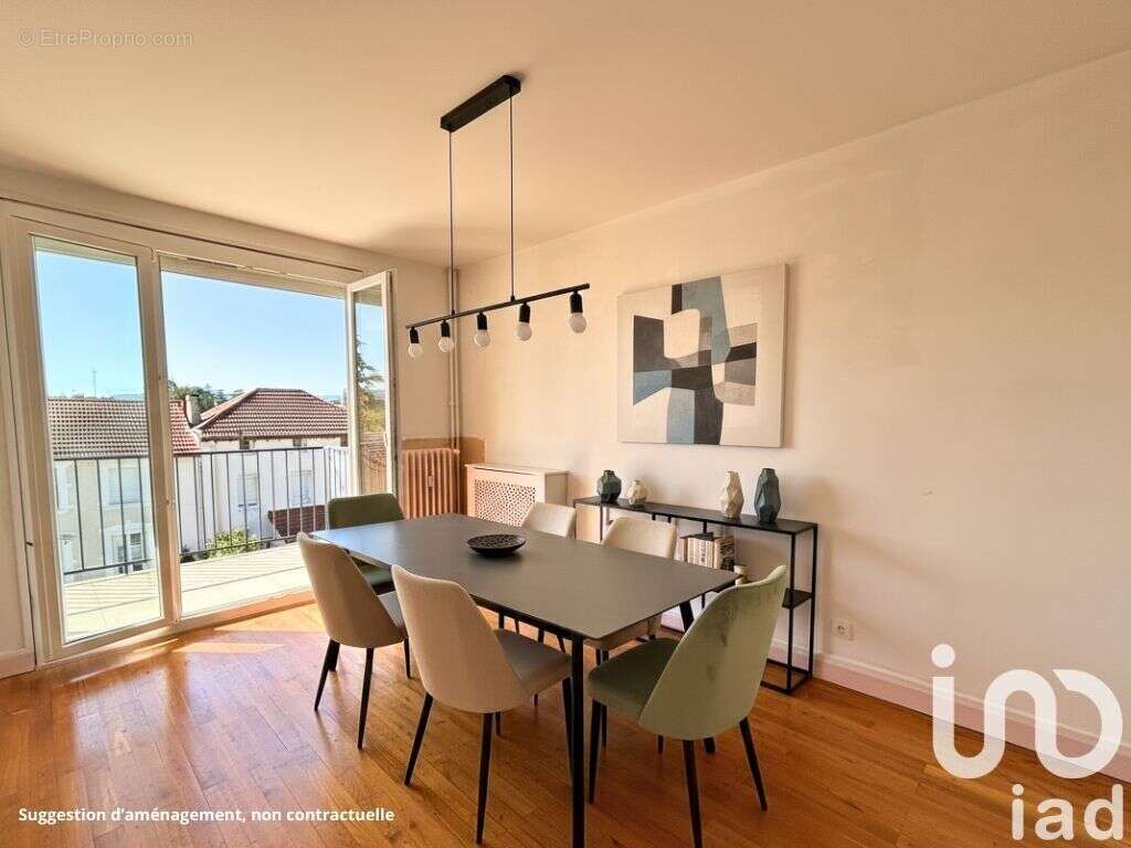 Photo 3 - Appartement à ANDREZIEUX-BOUTHEON