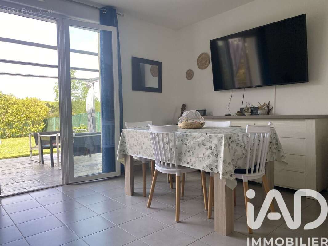 Photo 2 - Maison à SAINT-FARGEAU-PONTHIERRY