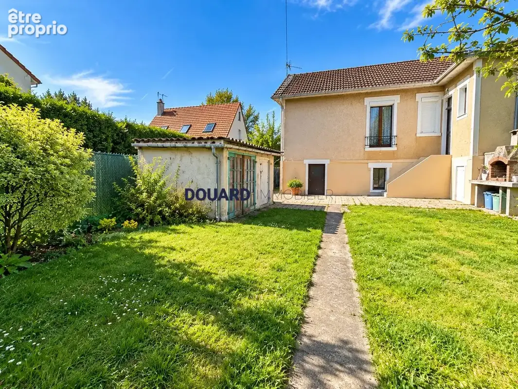 Maison à HOUILLES