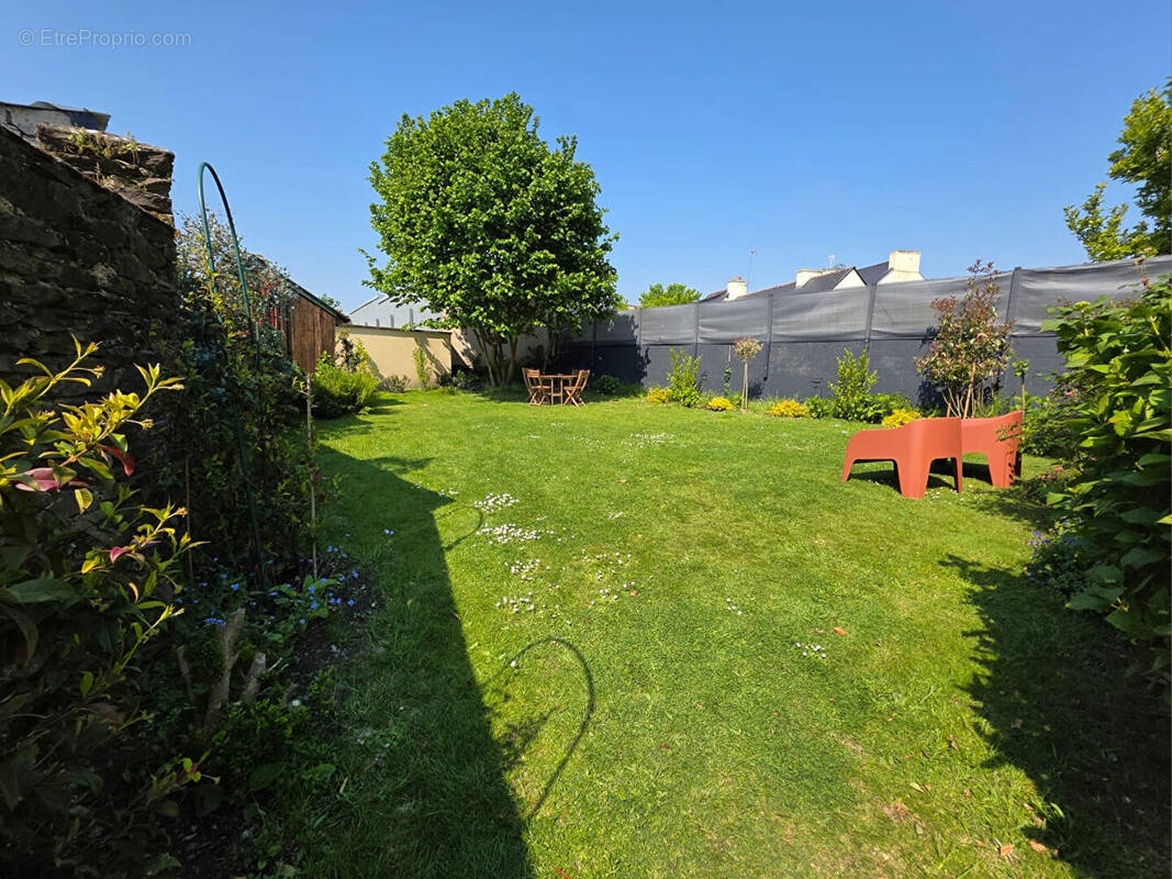 Maison à CARHAIX-PLOUGUER