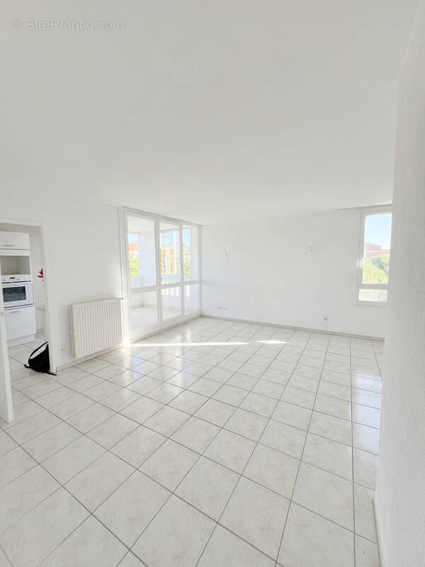 Appartement à PLAN-DE-CUQUES