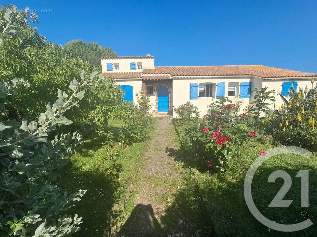 Maison à TALMONT-SAINT-HILAIRE