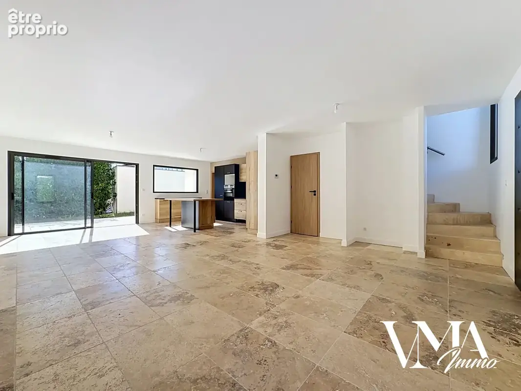 Au coeur du village de Lucenay / Maison de 112m2 - photo 3