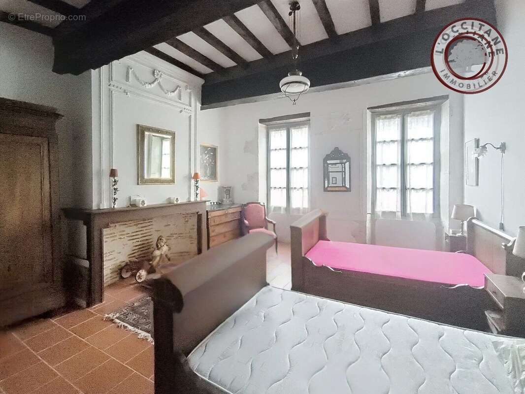 Maison à MAUVEZIN