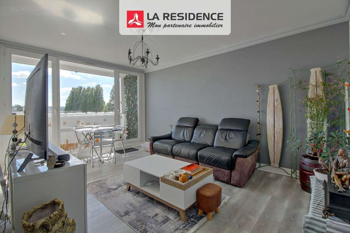 Appartement 60 m² à Poissy  - photo 2