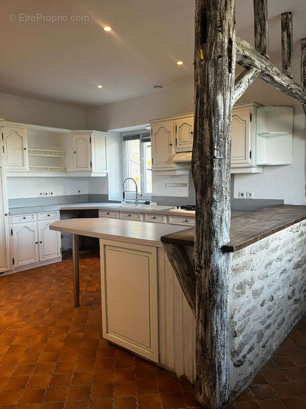 Maison à SAINT-JEAN-DE-SAUVES