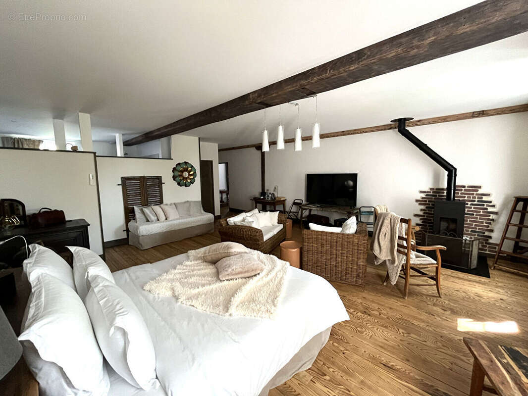 Maison à LONS-LE-SAUNIER