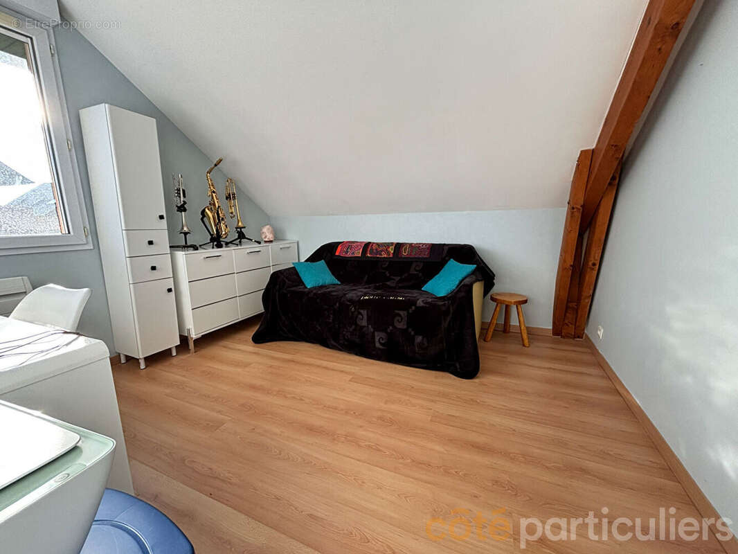 Appartement à ONET-LE-CHATEAU