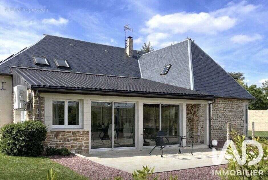 Photo 2 - Maison à LE VAL-DAVID
