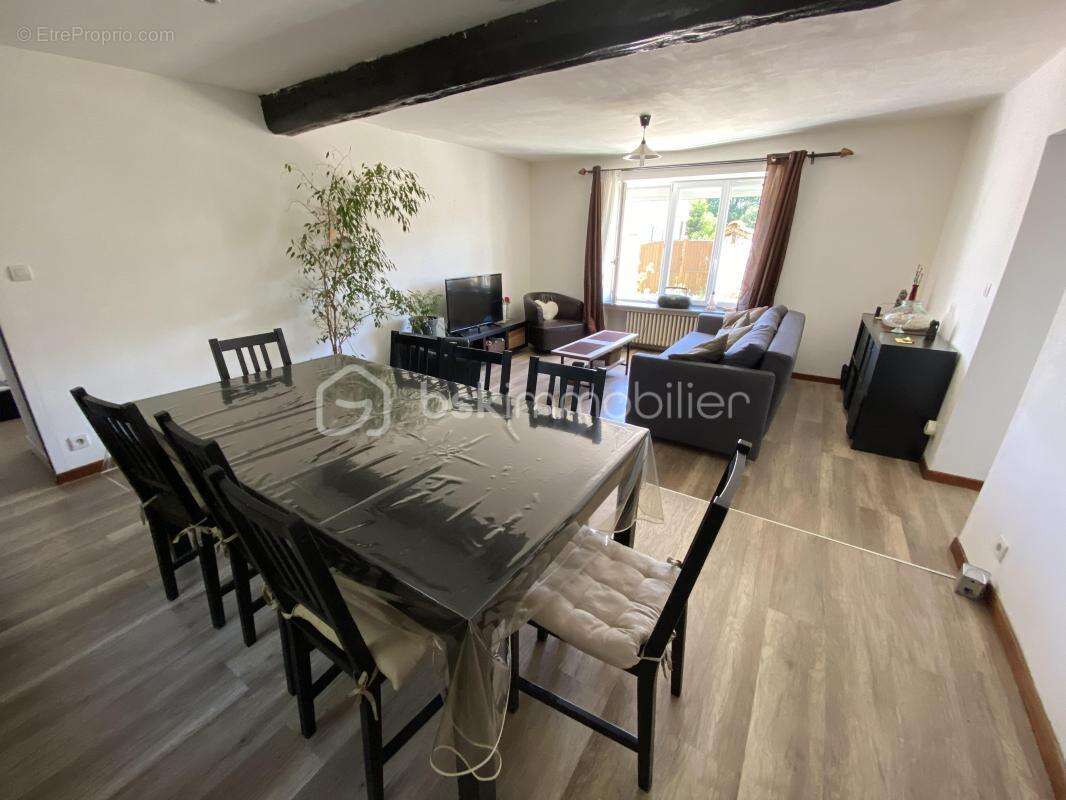 Maison à ECHARCON