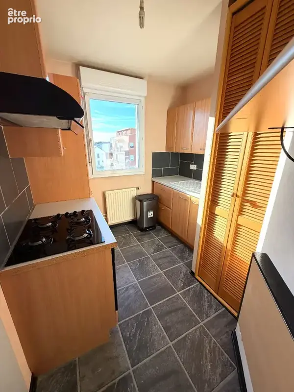 Appartement - coulaines  avec ascenseur, balcon -terrasse - photo 3