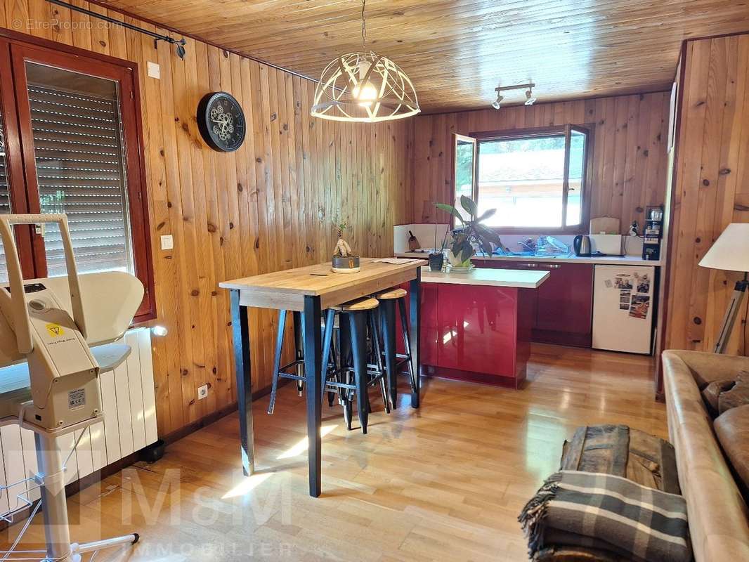 Maison à BELVIANES-ET-CAVIRAC