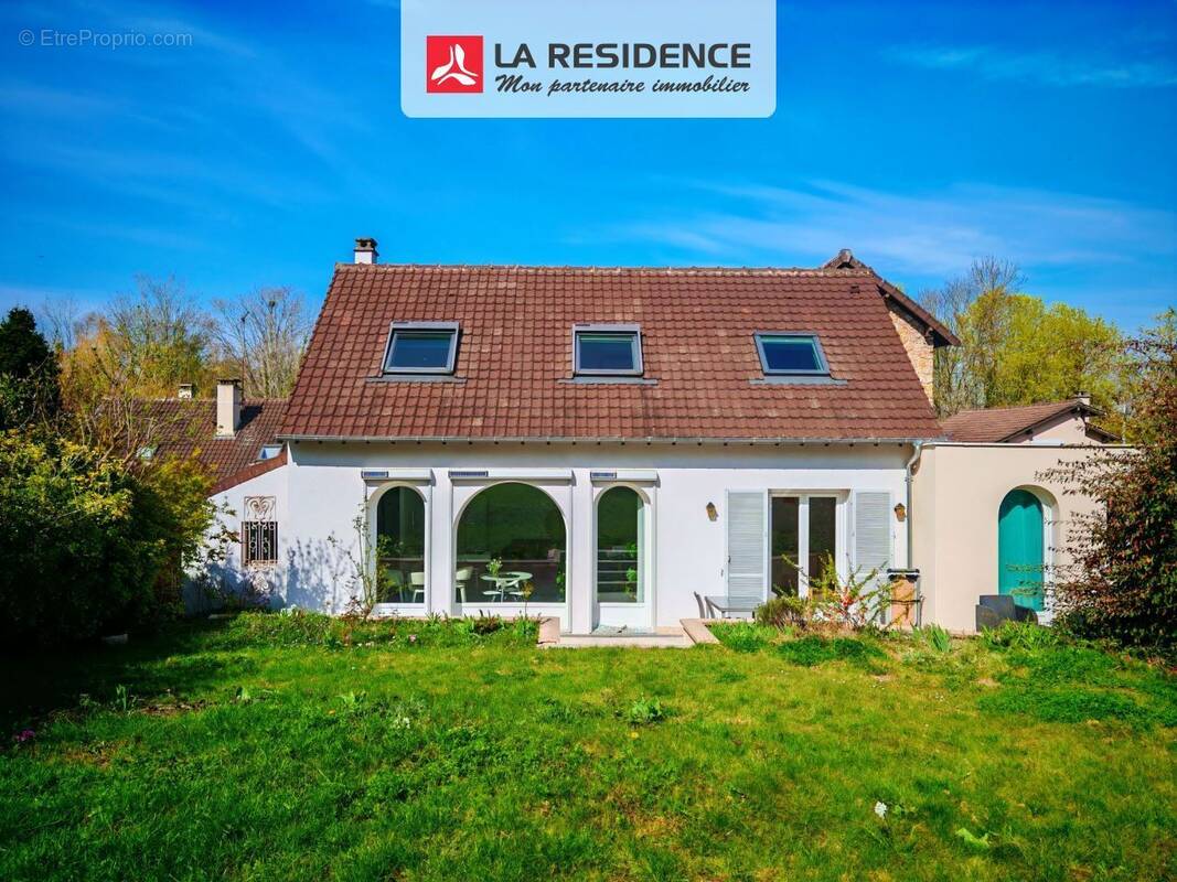 Maison à L'ETANG-LA-VILLE