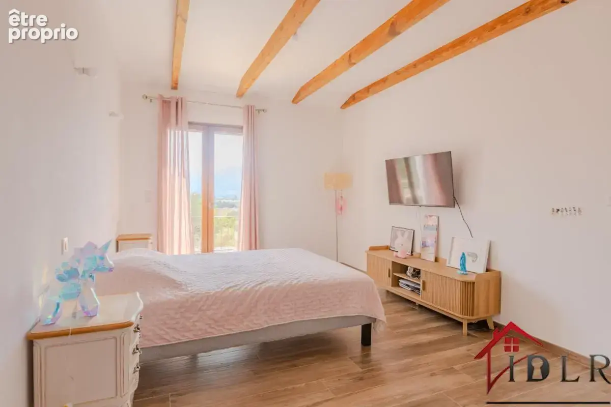 Demeure de prestige de 282 m2 composée de deux étages indépe - photo 15