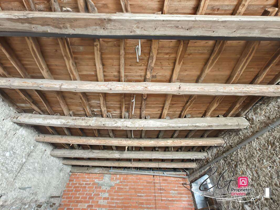 Garage - atelier de 132 m² - accès camping-car, camion ou utilitaire - photo 10