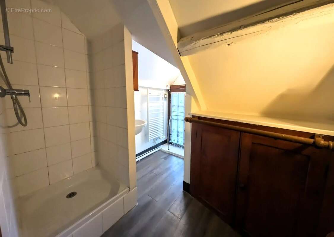 Maison à SAINT-REMY-L&#039;HONORE