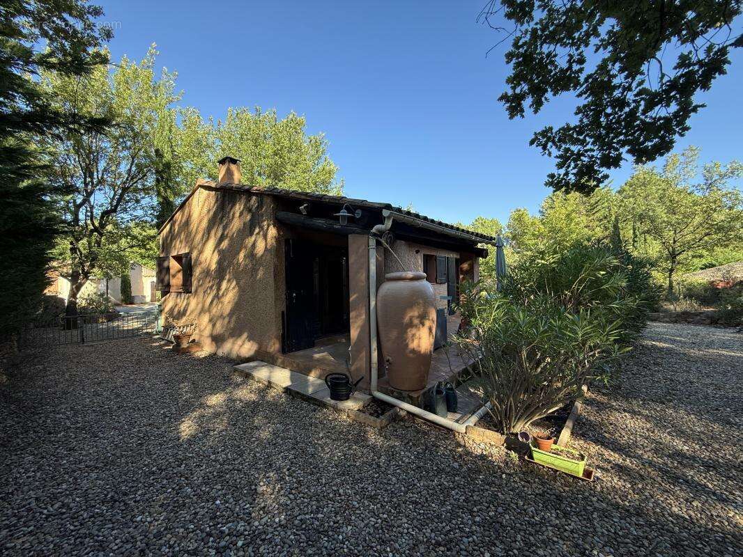 Maison à ROUSSILLON