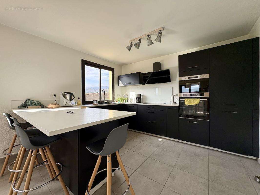 Maison 98 m² à Tullins  - photo 10
