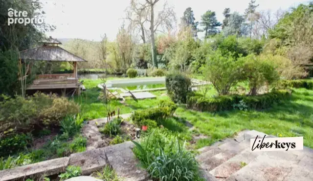Un patrimoine de caractère de 440 m² de 16 pièces de 3000 m² de jardin au cœur de Saint-Chéron 91530 - photo 3