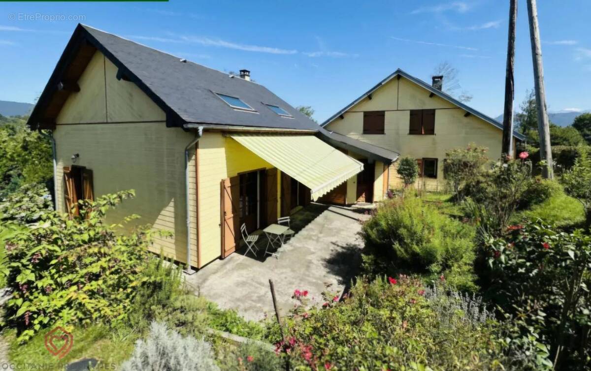 Maison à SOUEIX-ROGALLE