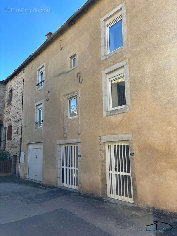 Appartement à BERTHOLENE