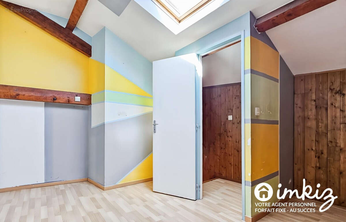 Duplex atypique de 82 m² avec 4 pièces et garage - photo 10