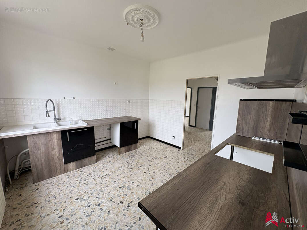 Maison à PORT-SAINT-LOUIS-DU-RHONE