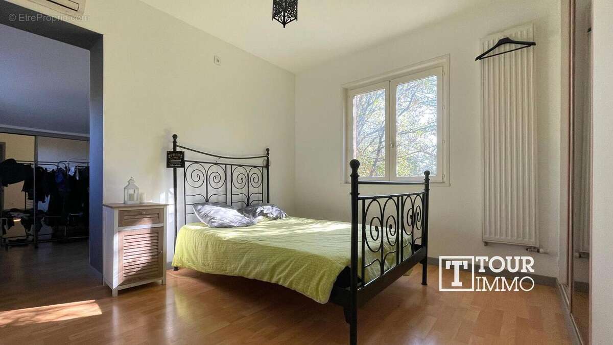 Photo 5 - Maison à LA TOUR-DE-SALVAGNY