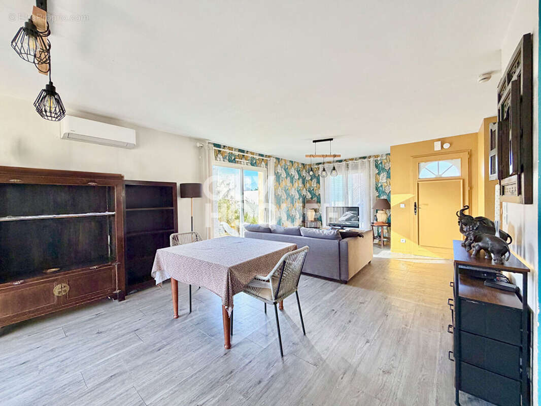 Maison à GUJAN-MESTRAS